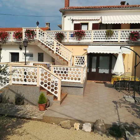 Apartment Marija Malinska