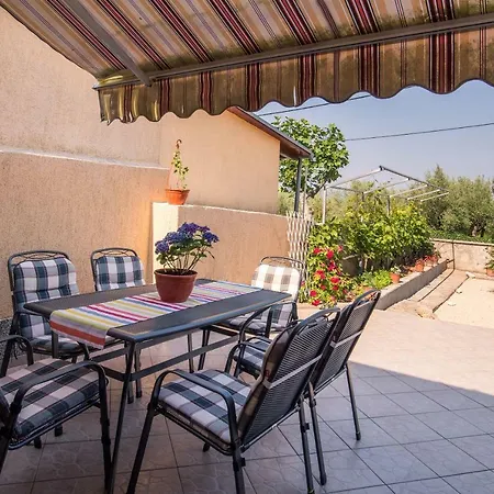 Apartment Marija Malinska